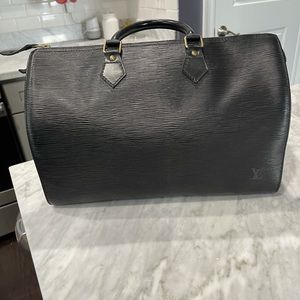 Louis Vuitton Epi speedy 35